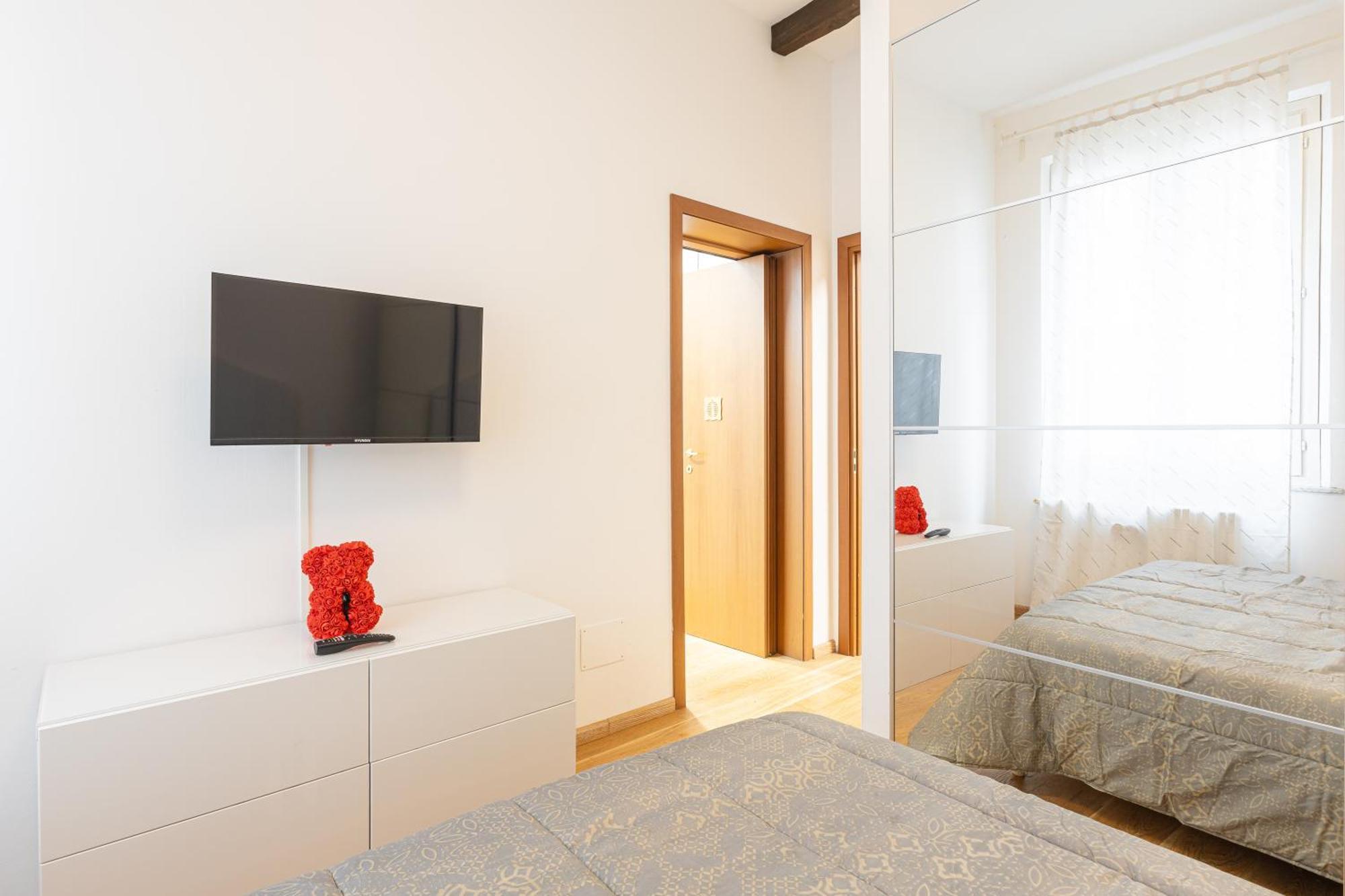 Molinari House Modena Centro Diamond Apartment Ngoại thất bức ảnh